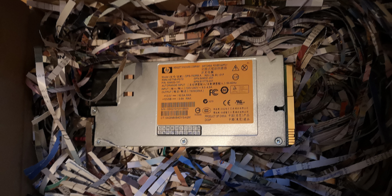 DC 15. Segment-routing/MPLS on the data centre white box switch and VNF